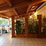 Della Roccia Hotel Varano de' Melegari
