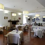Hotel Della Roccia Varano de' Melegari