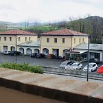 Della Roccia 4* Varano de' Melegari