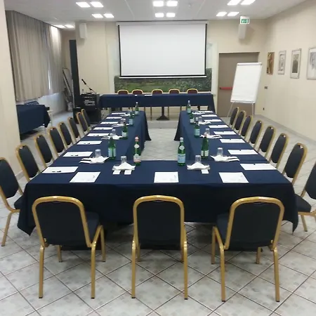 Della Roccia 4* Varano deʼ Melegari