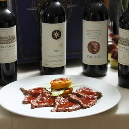 阿尔波哥德拉罗希亚酒店 酒店 Varano deʼ Melegari