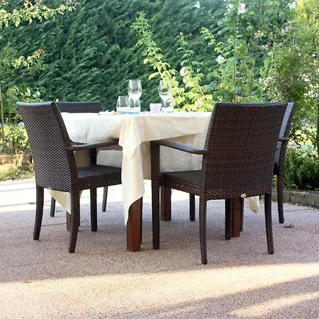 Della Roccia Hotel Varano deʼ Melegari