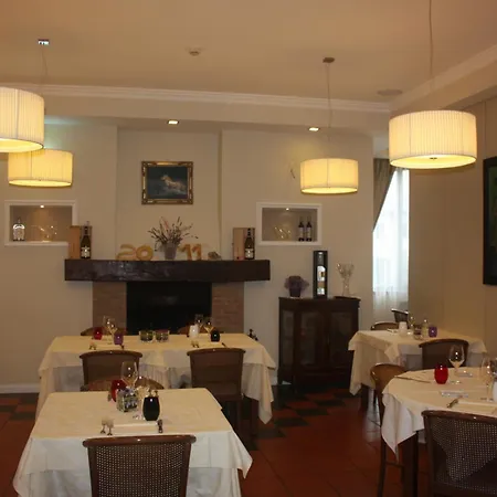 Della Roccia Otel 4*