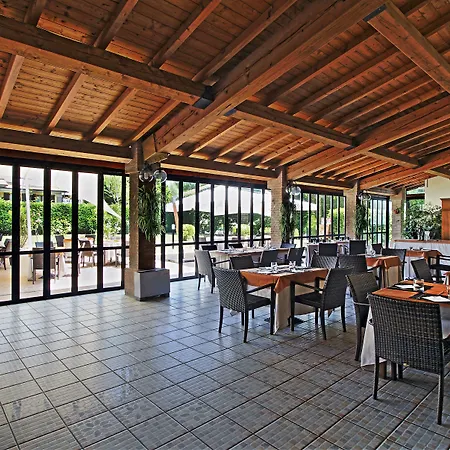 Hotel Della Roccia 4*