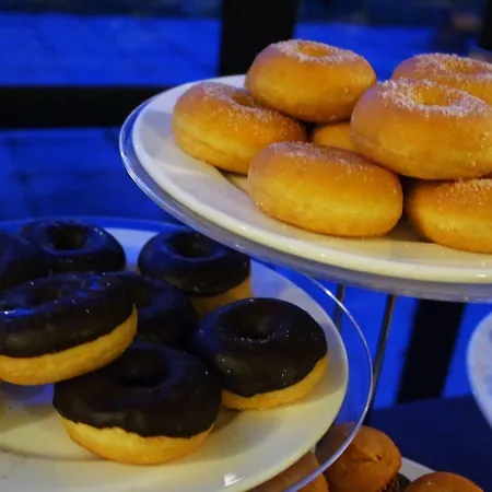 Hotel Della Roccia Varano deʼ Melegari