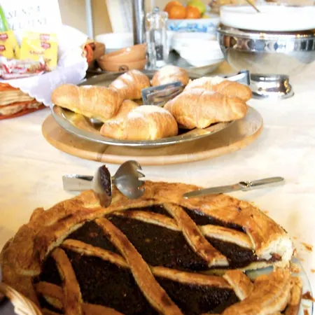 Della Roccia מלון 4*