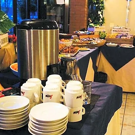 Hotel Della Roccia 4*