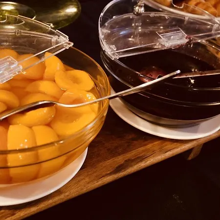 Della Roccia 4* Varano deʼ Melegari