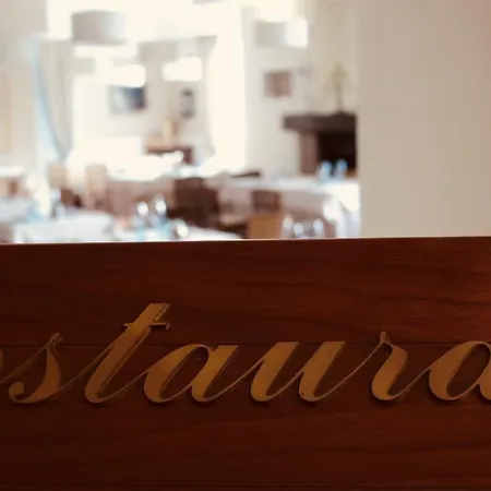 Hotel Della Roccia Varano deʼ Melegari