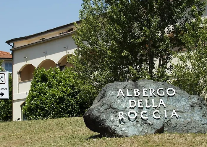 Hotel Della Roccia 4*