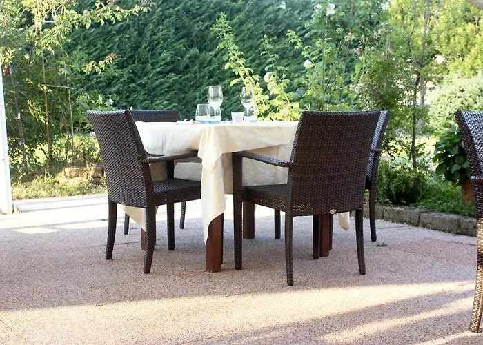 阿尔波哥德拉罗希亚酒店 酒店 Varano deʼ Melegari