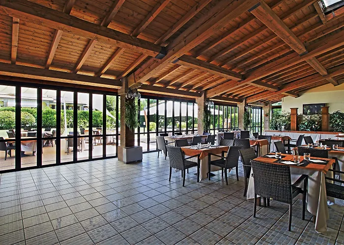 Hotel Della Roccia 4*